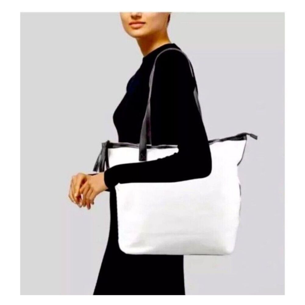 NWT Walter Baker Carly Weekender Tote Natural Canvas w/ Black Vegan Leather Trim